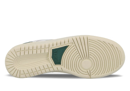 White Ivygreen